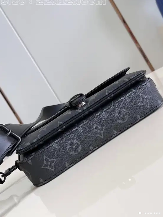 AAA Pruses Bags Wearable LOUIS Montsouris VUITTON Wallet 0622